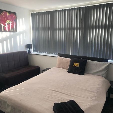 Black Ocean Holiday Apartments Μπλάκπουλ Εξωτερικό φωτογραφία