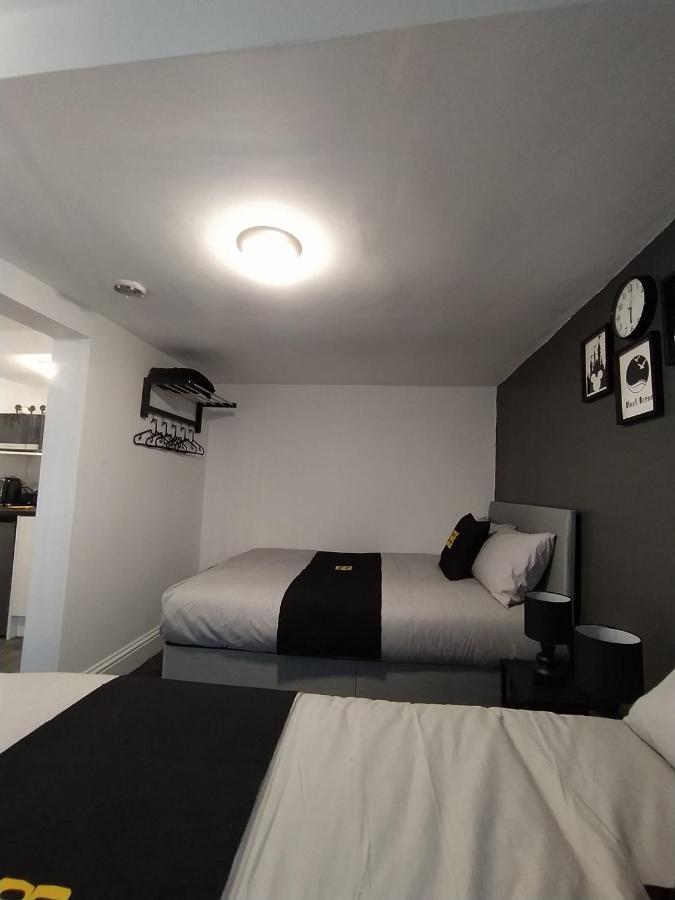 Black Ocean Holiday Apartments Μπλάκπουλ Εξωτερικό φωτογραφία