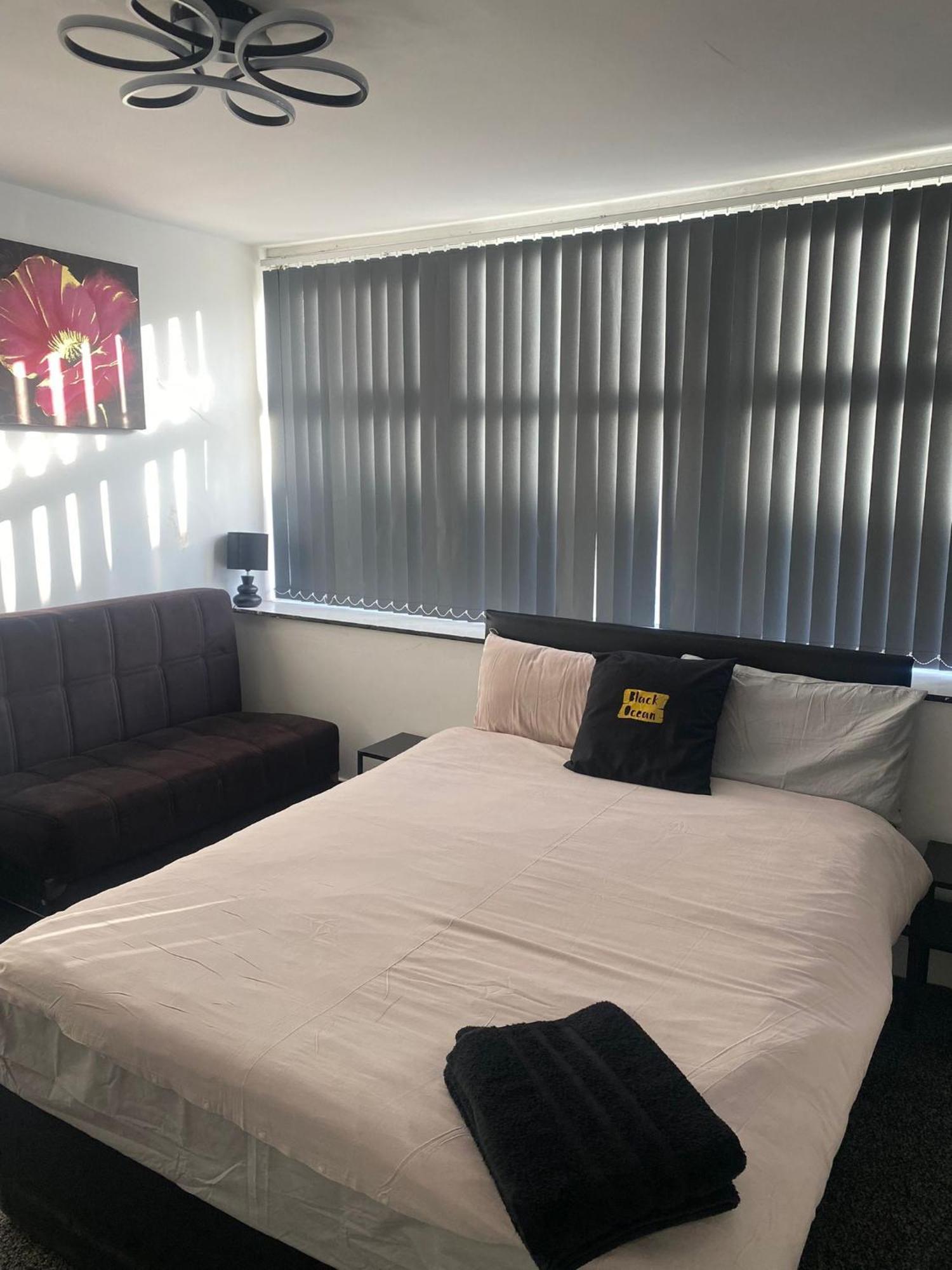 Black Ocean Holiday Apartments Μπλάκπουλ Εξωτερικό φωτογραφία