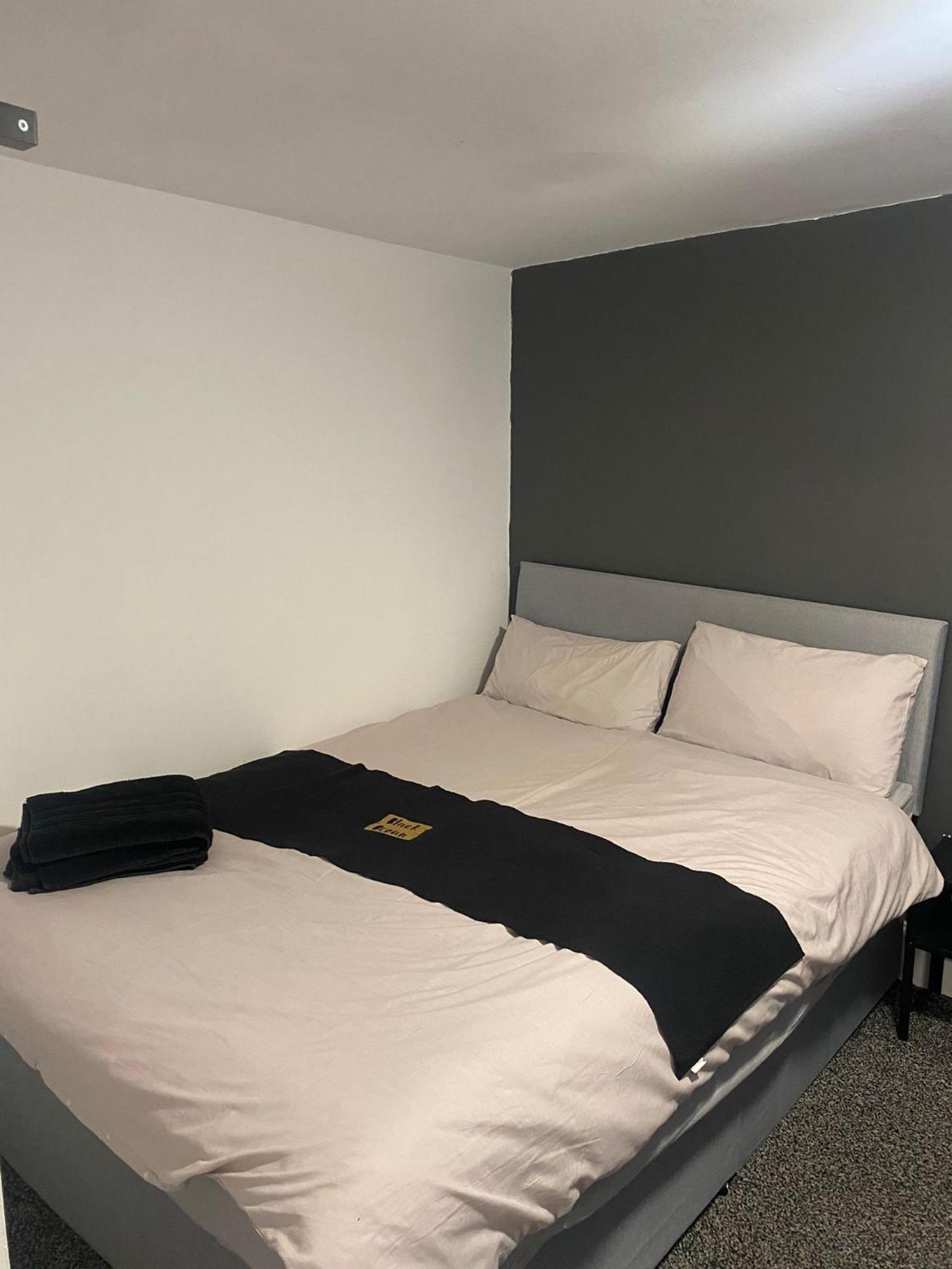 Black Ocean Holiday Apartments Μπλάκπουλ Εξωτερικό φωτογραφία